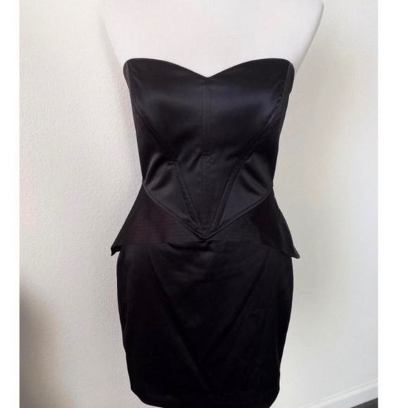 Betsey Johnson Dresses & Skirts - Betsey Johnson Vintage Black Satin Strapless Corset Sweetheart Neck Peplum Dress